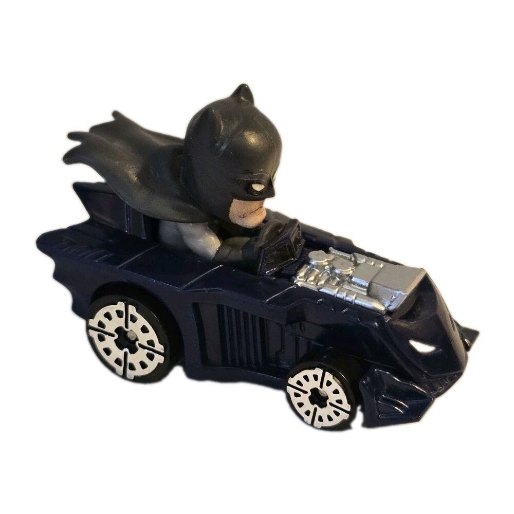 Hot Wheels RacerVerse DC Batman Batmobile 1:64 Diecast Car Mattel 2023